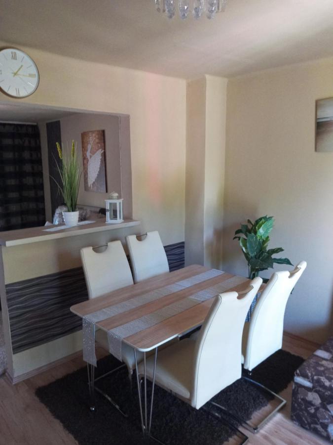 Erna apartman Zalakaros Exteriör bild