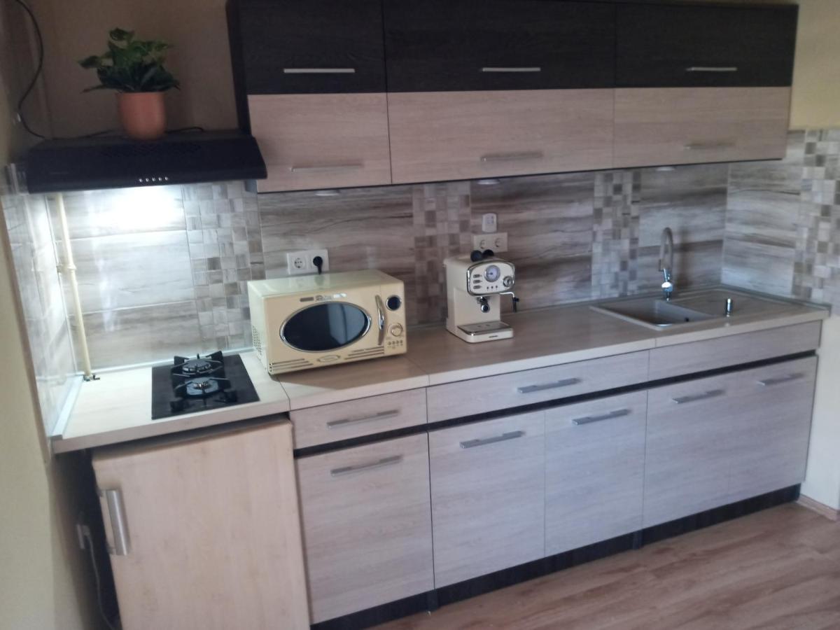 Erna apartman Zalakaros Exteriör bild
